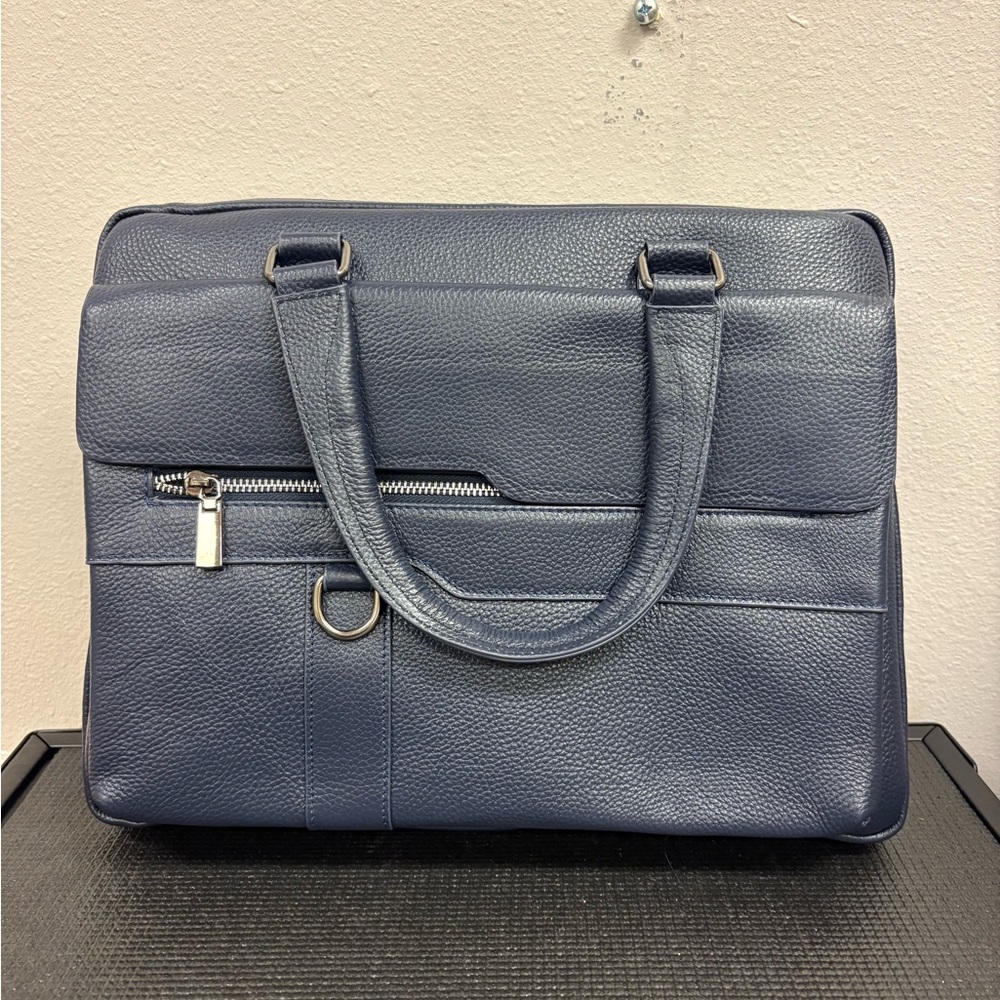 Elegant Navy Blue Leather Men's Bag - Picture 4 of 4